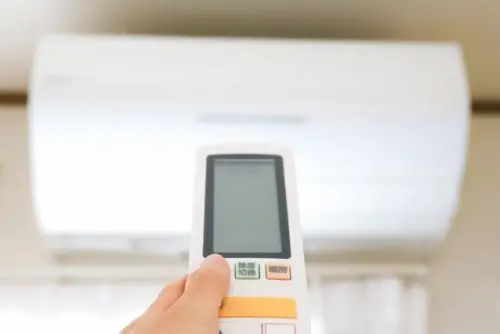 エアコンの季節が近づいてきましたね！！ エアコンのシーズンがくる前にやっておきたいこと - UYEKI（ウエキ）